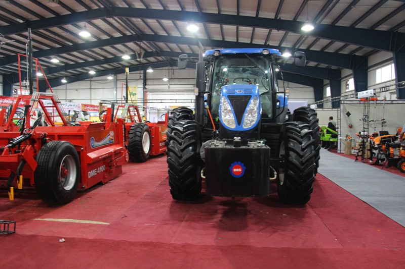 پنجمین نمایشگاه صنایع و ماشین آلات کشاورزی در اهواز /گزارش تصویری