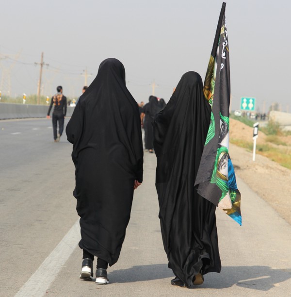 حضور پر شور زنان در پیاده روی اربعین / گزارش تصویری